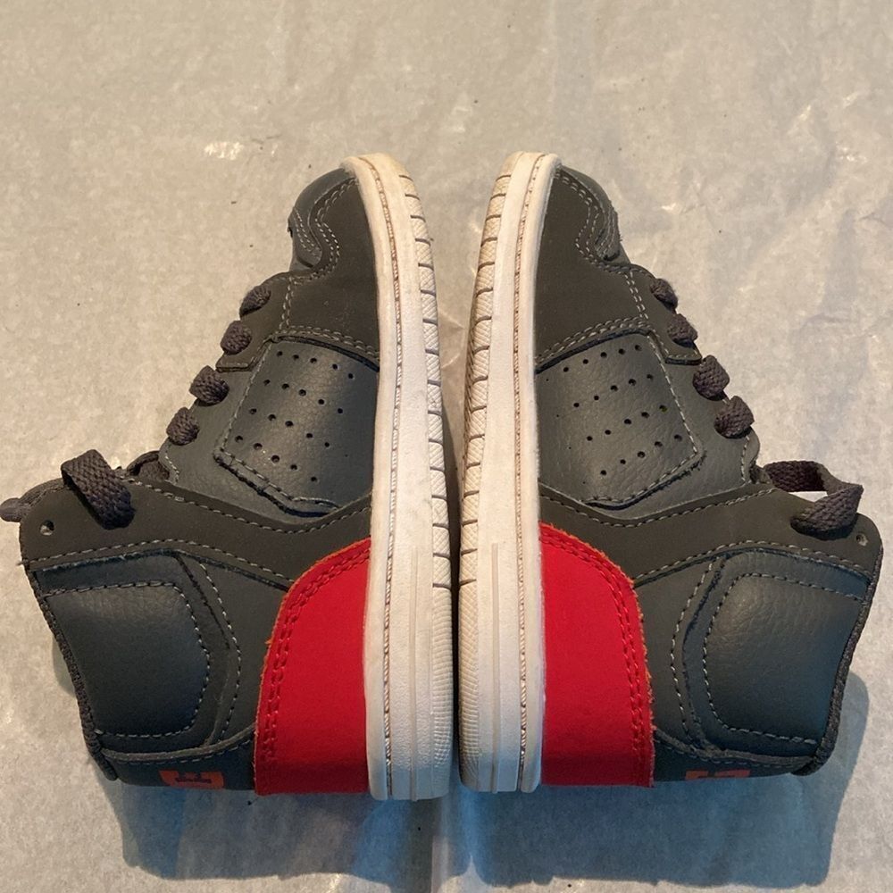 DC Kids High-Top Sneakers - Black and Red - Picture 8 of 10